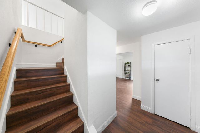 58 Los Gatos Cir, Sacramento, CA 95831