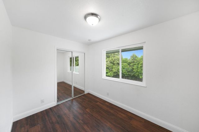 58 Los Gatos Cir, Sacramento, CA 95831