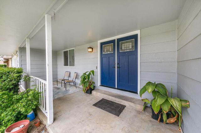 58 Los Gatos Cir, Sacramento, CA 95831