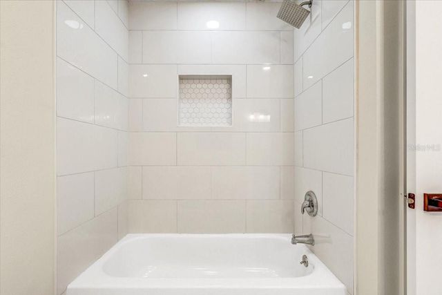 2201 RIVERVIEW BOULEVARD, Bradenton, FL 34205