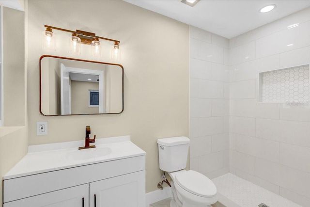 2201 RIVERVIEW BOULEVARD, Bradenton, FL 34205