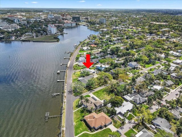 2201 RIVERVIEW BOULEVARD, Bradenton, FL 34205