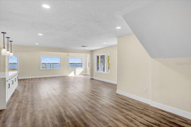 2201 RIVERVIEW BOULEVARD, Bradenton, FL 34205