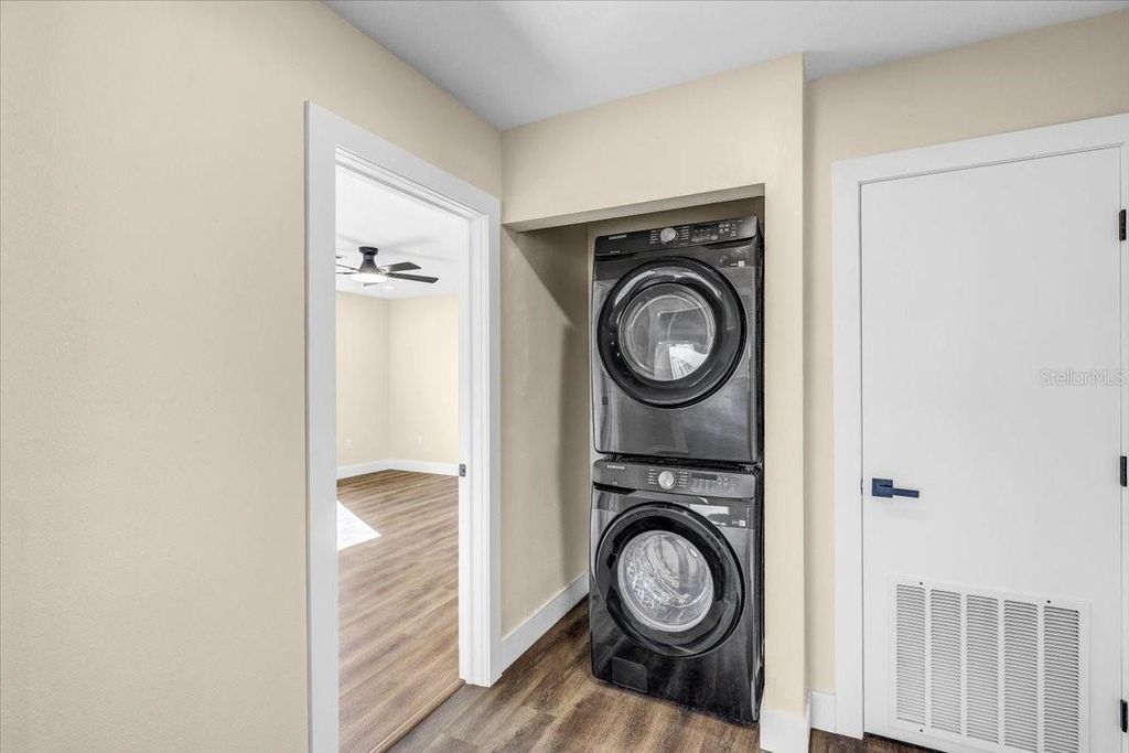 Image 30 of property listing at 2201 RIVERVIEW BOULEVARD, Bradenton, FL 34205