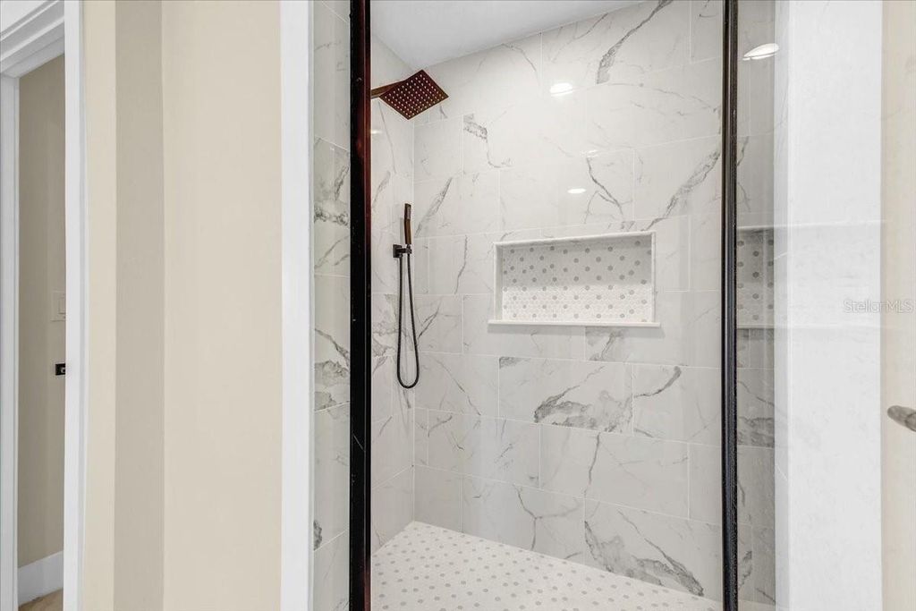 Image 39 of property listing at 2201 RIVERVIEW BOULEVARD, Bradenton, FL 34205