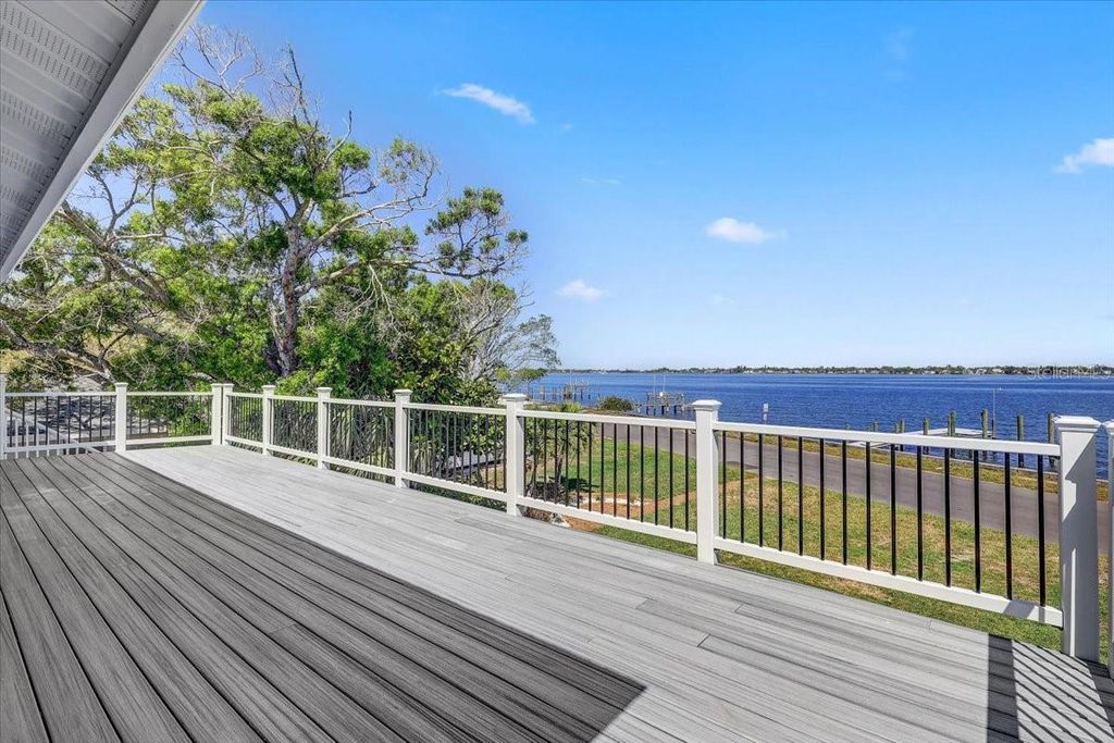 Image 40 of property listing at 2201 RIVERVIEW BOULEVARD, Bradenton, FL 34205