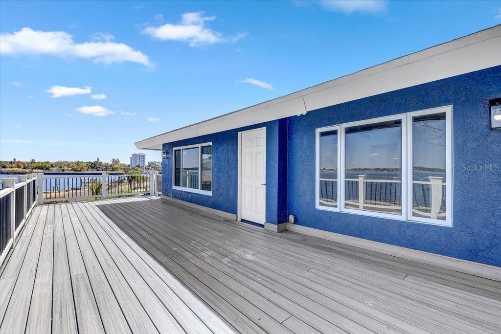 Image 41 of property listing at 2201 RIVERVIEW BOULEVARD, Bradenton, FL 34205