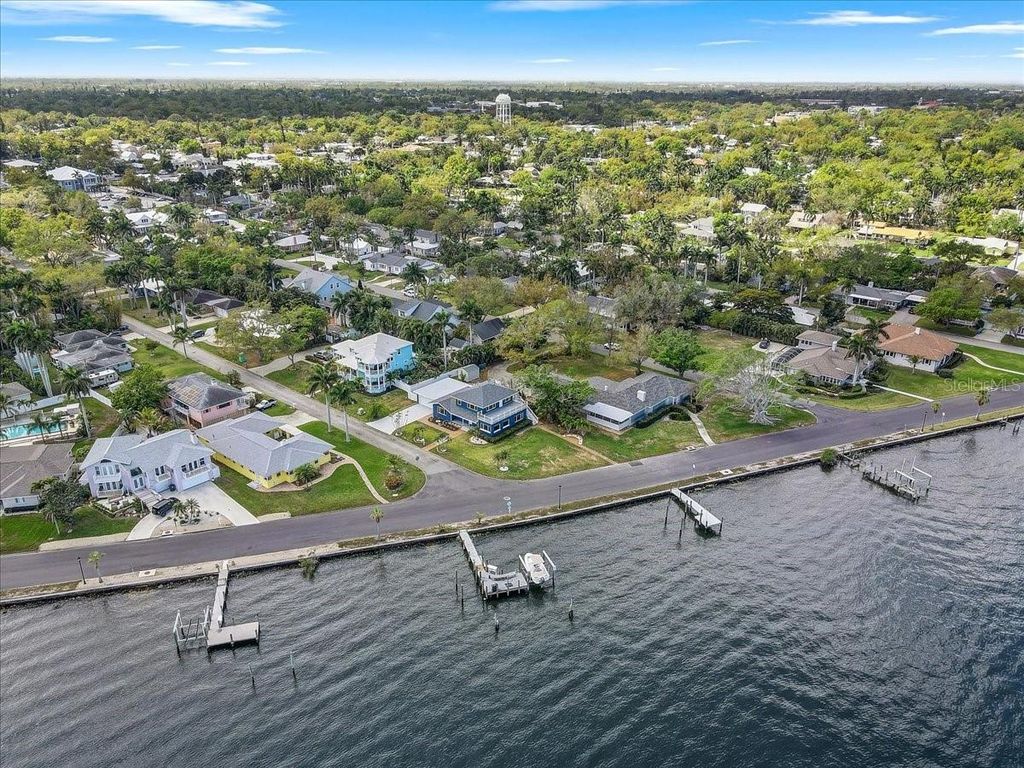 Image 51 of property listing at 2201 RIVERVIEW BOULEVARD, Bradenton, FL 34205