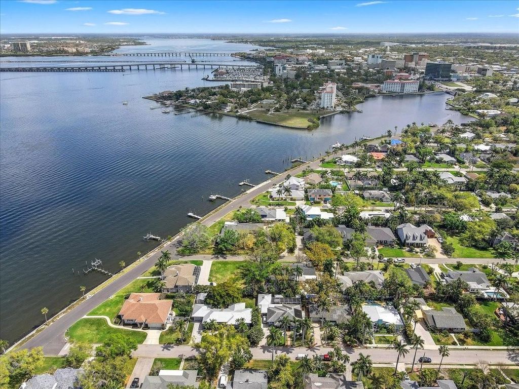 Image 56 of property listing at 2201 RIVERVIEW BOULEVARD, Bradenton, FL 34205