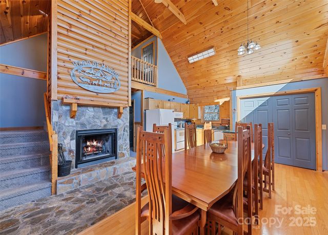 643 Bent Tree Road, Maggie Valley, NC 28751