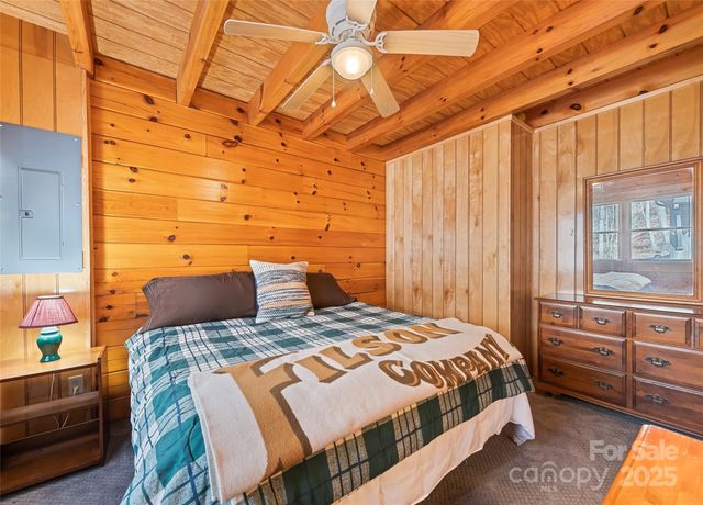 643 Bent Tree Road, Maggie Valley, NC 28751