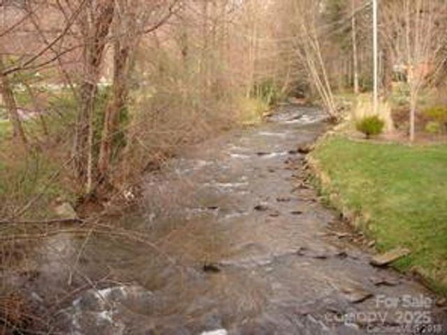 643 Bent Tree Road, Maggie Valley, NC 28751