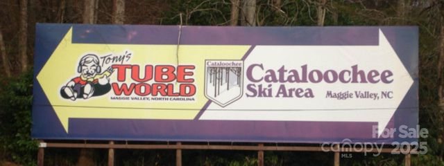 643 Bent Tree Road, Maggie Valley, NC 28751