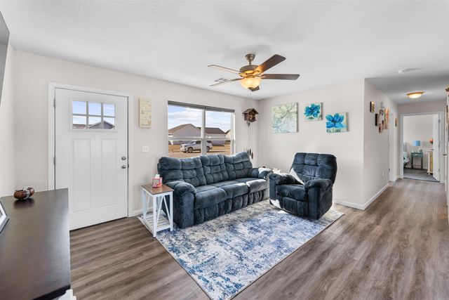 1133 Nautical Dr, Salina, KS 67401