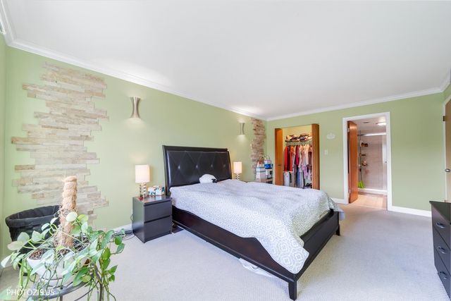 1025 S FERNANDEZ Avenue 2D, Arlington Heights, IL 60005