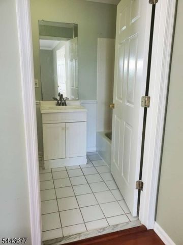 18 Ashington Club Road 18V, Far Hills Boro, NJ 07931