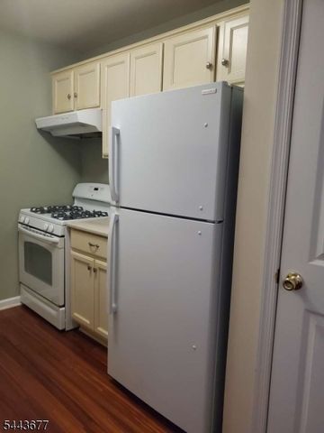 18 Ashington Club Road 18V, Far Hills Boro, NJ 07931