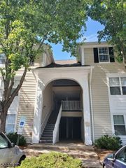 18 Ashington Club Road 18V, Far Hills Boro, NJ 07931