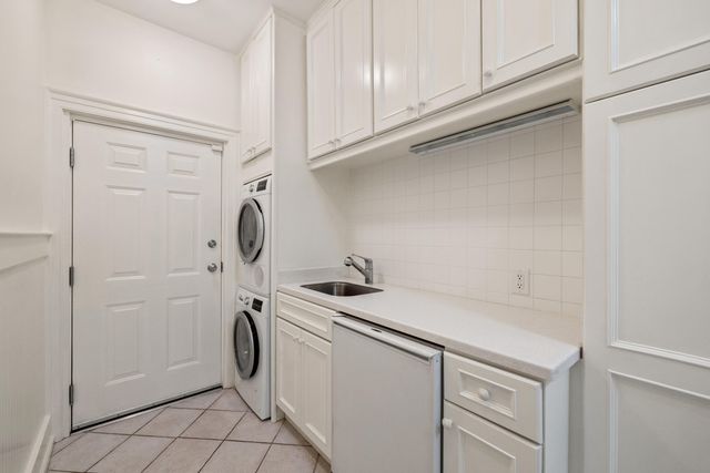 220 Market Street, Lexington, KY 40507