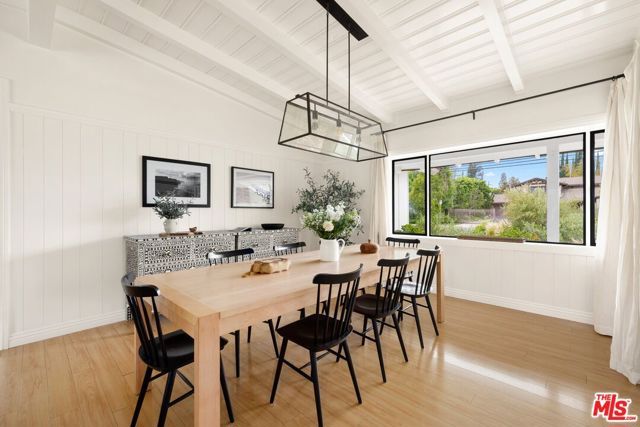 5130 Woodley Avenue, Encino (los Angeles), CA 91436