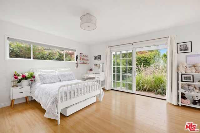 5130 Woodley Avenue, Encino (los Angeles), CA 91436