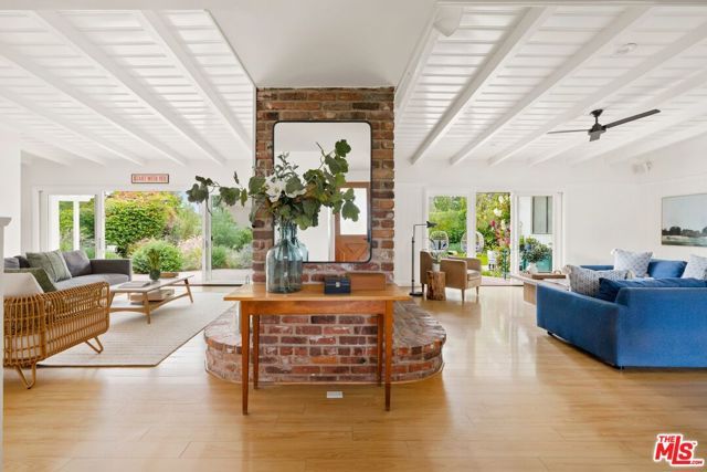 5130 Woodley Avenue, Encino (los Angeles), CA 91436