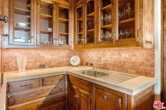 1915 Monte Alegre Drive, Carpinteria, CA 93013