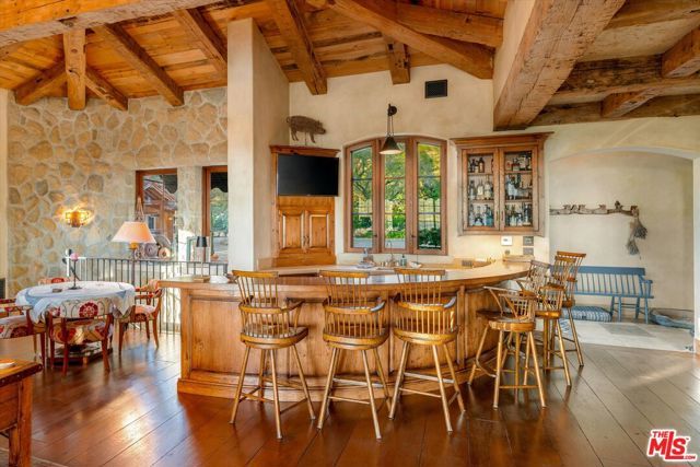 1915 Monte Alegre Drive, Carpinteria, CA 93013