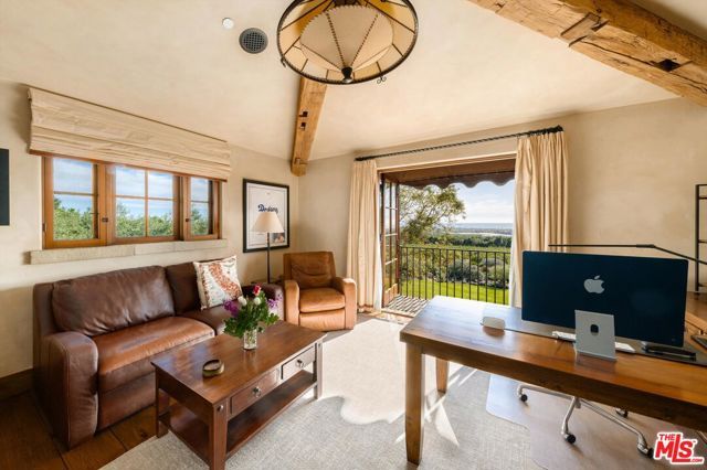 1915 Monte Alegre Drive, Carpinteria, CA 93013