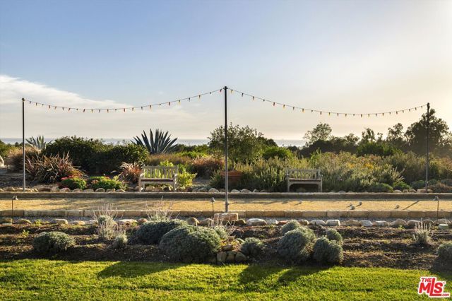1915 Monte Alegre Drive, Carpinteria, CA 93013