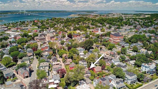 9 Whitfield Place 2, Newport, RI 02840