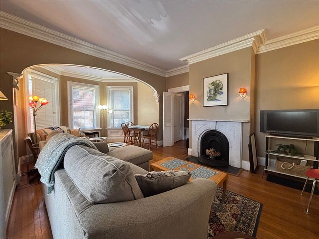 9 Whitfield Place 2, Newport, RI 02840