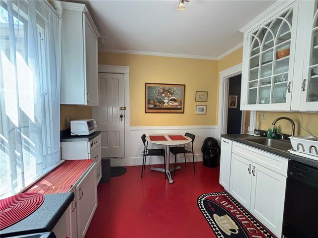 9 Whitfield Place 2, Newport, RI 02840