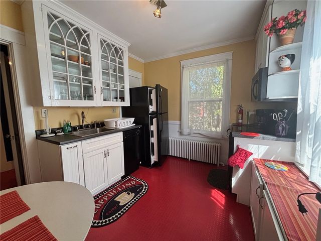 9 Whitfield Place 2, Newport, RI 02840