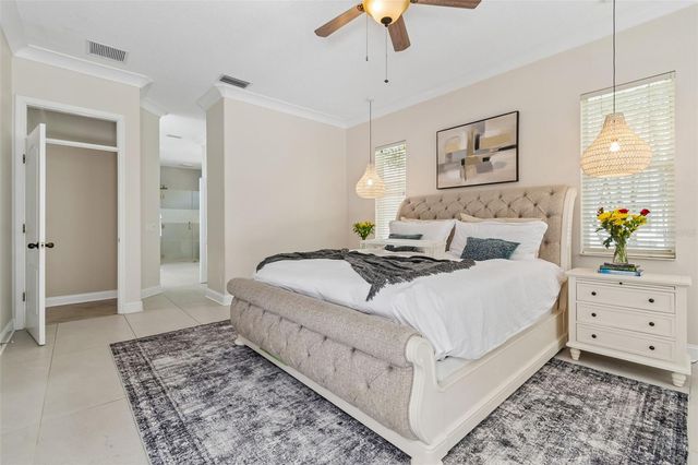 10423 GREENHEDGES DRIVE, Tampa, FL 33626