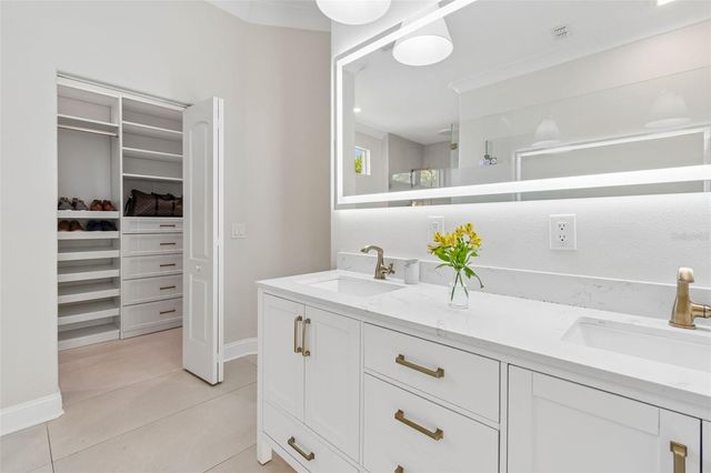 10423 GREENHEDGES DRIVE, Tampa, FL 33626