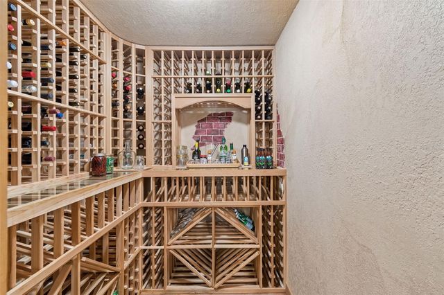 10423 GREENHEDGES DRIVE, Tampa, FL 33626