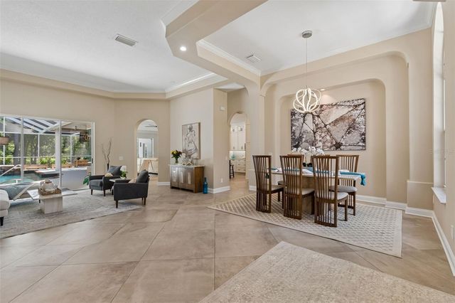 10423 GREENHEDGES DRIVE, Tampa, FL 33626