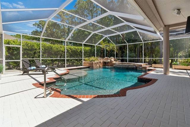 10423 GREENHEDGES DRIVE, Tampa, FL 33626