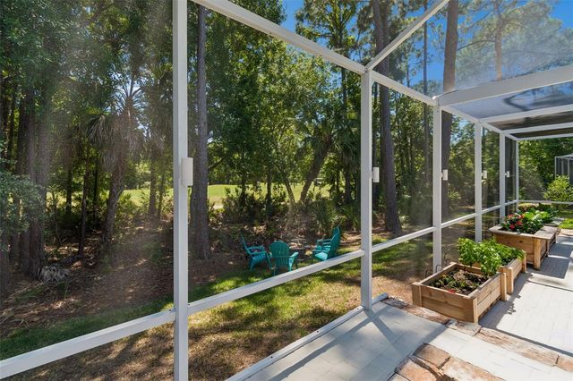 10423 GREENHEDGES DRIVE, Tampa, FL 33626