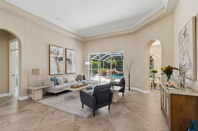 10423 GREENHEDGES DRIVE, Tampa, FL 33626