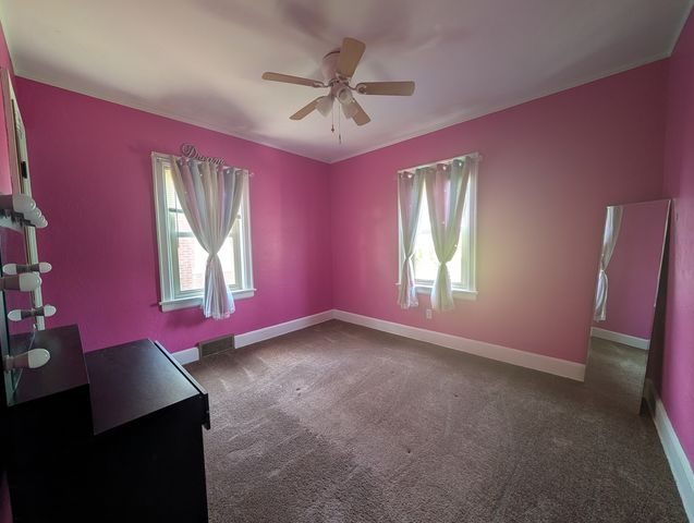 2915 24th Avenue A, Moline, IL 61265