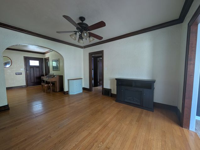 2915 24th Avenue A, Moline, IL 61265