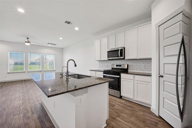 1322 Truckee River Drive, Rosharon, TX 77583
