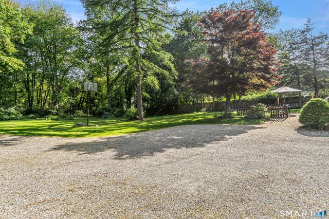 385 Roses Mill Road, Milford, CT 06460