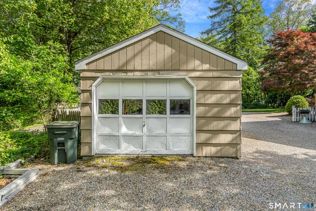 385 Roses Mill Road, Milford, CT 06460