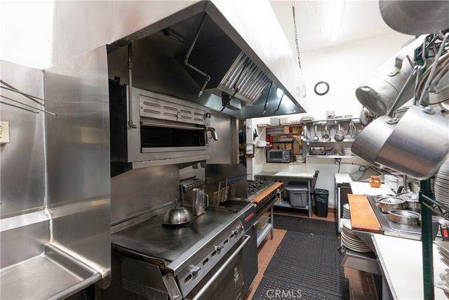 5949 Whittier, Los Angeles, CA 90022
