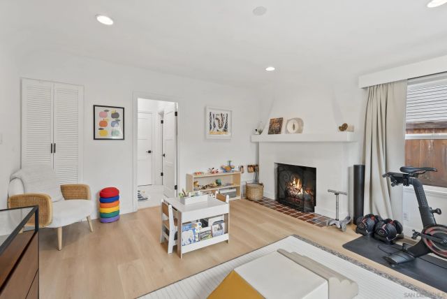 4664 Biona Dr, San Diego, CA 92116