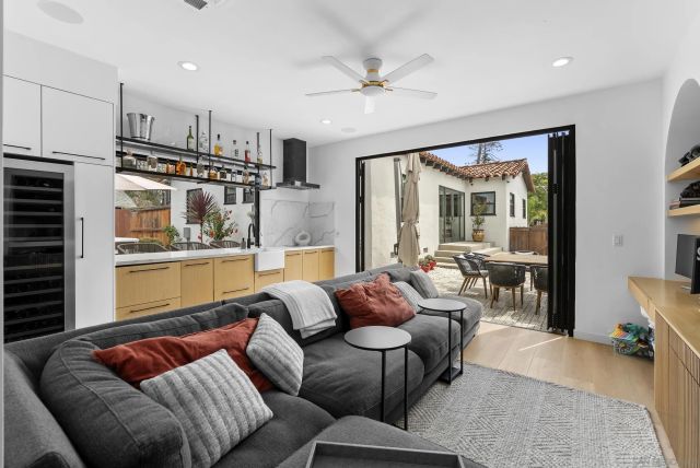 4664 Biona Dr, San Diego, CA 92116