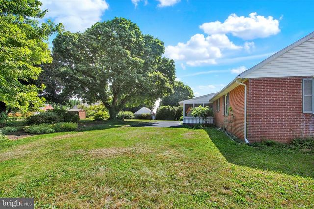 4120 HILLCREST AVE, Hampstead, MD 21074